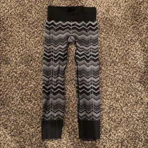 Lululemon size 6 leggings
